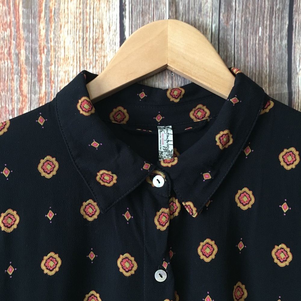 SOLD ❌ Free People | Black Printed Blouse XS - Picture 4 of 7